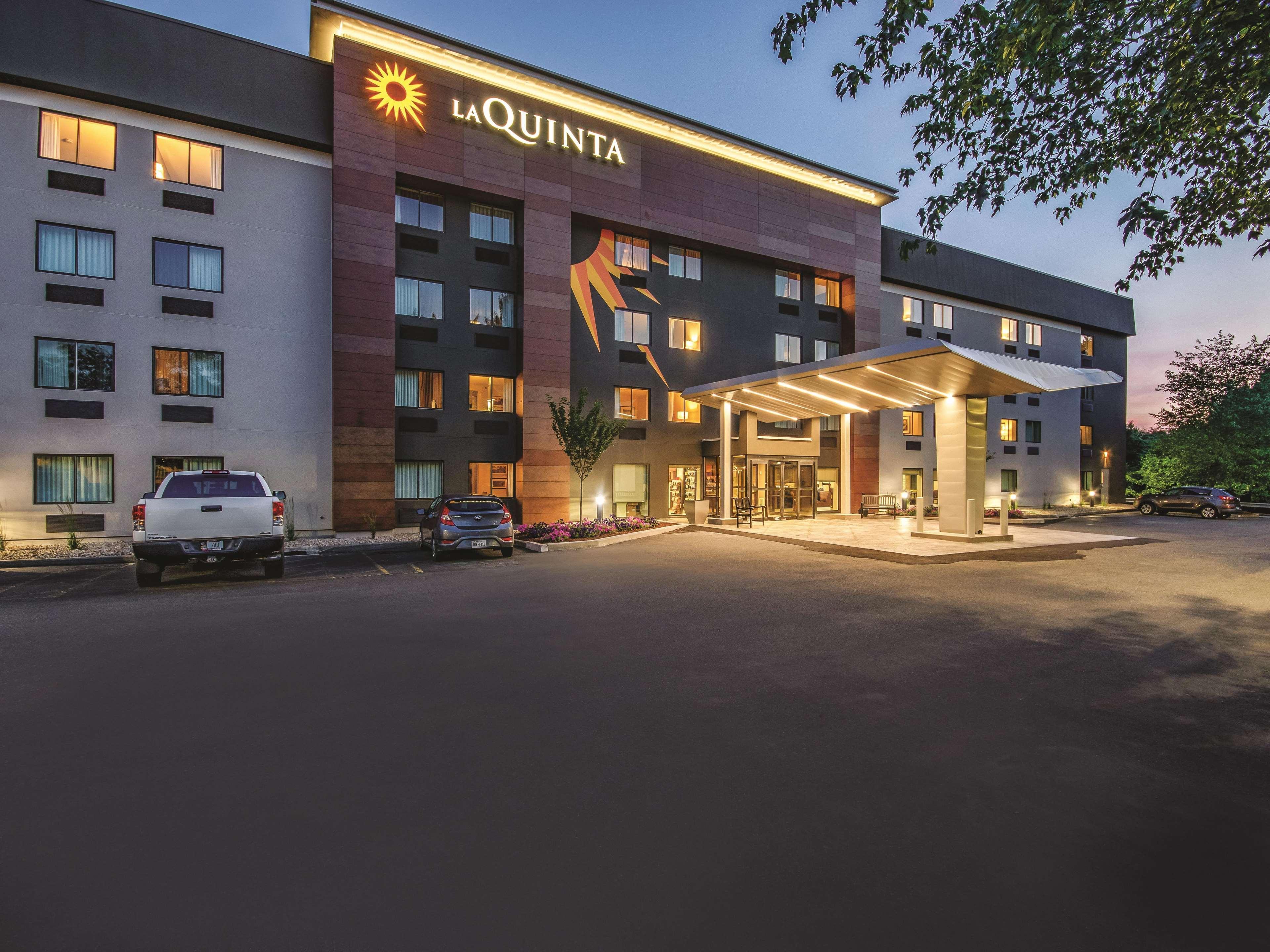 La Quinta By Wyndham Hartford Bradley Airport Hotel Windsor Locks Exterior foto