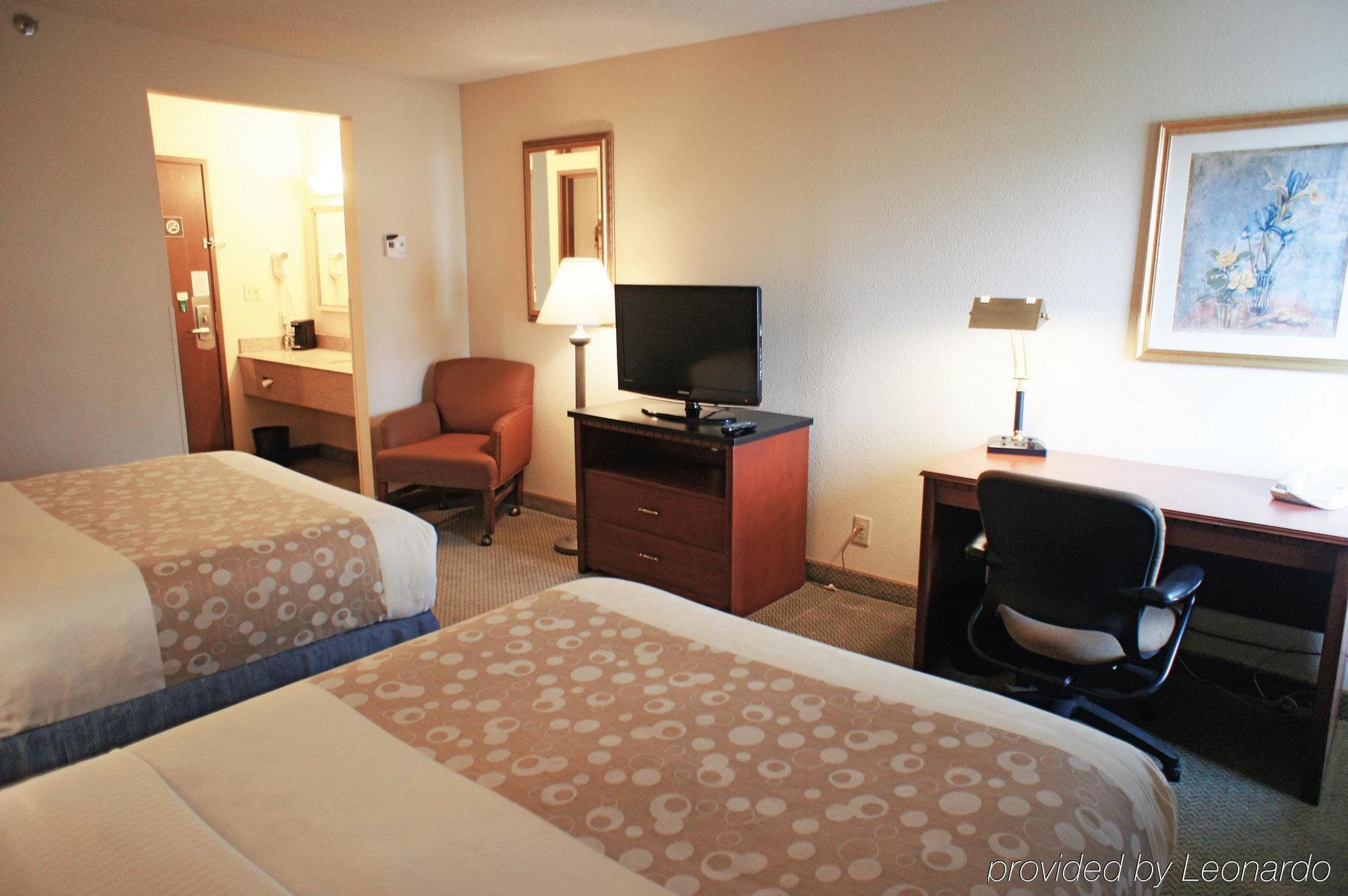 La Quinta By Wyndham Hartford Bradley Airport Hotel Windsor Locks Exterior foto