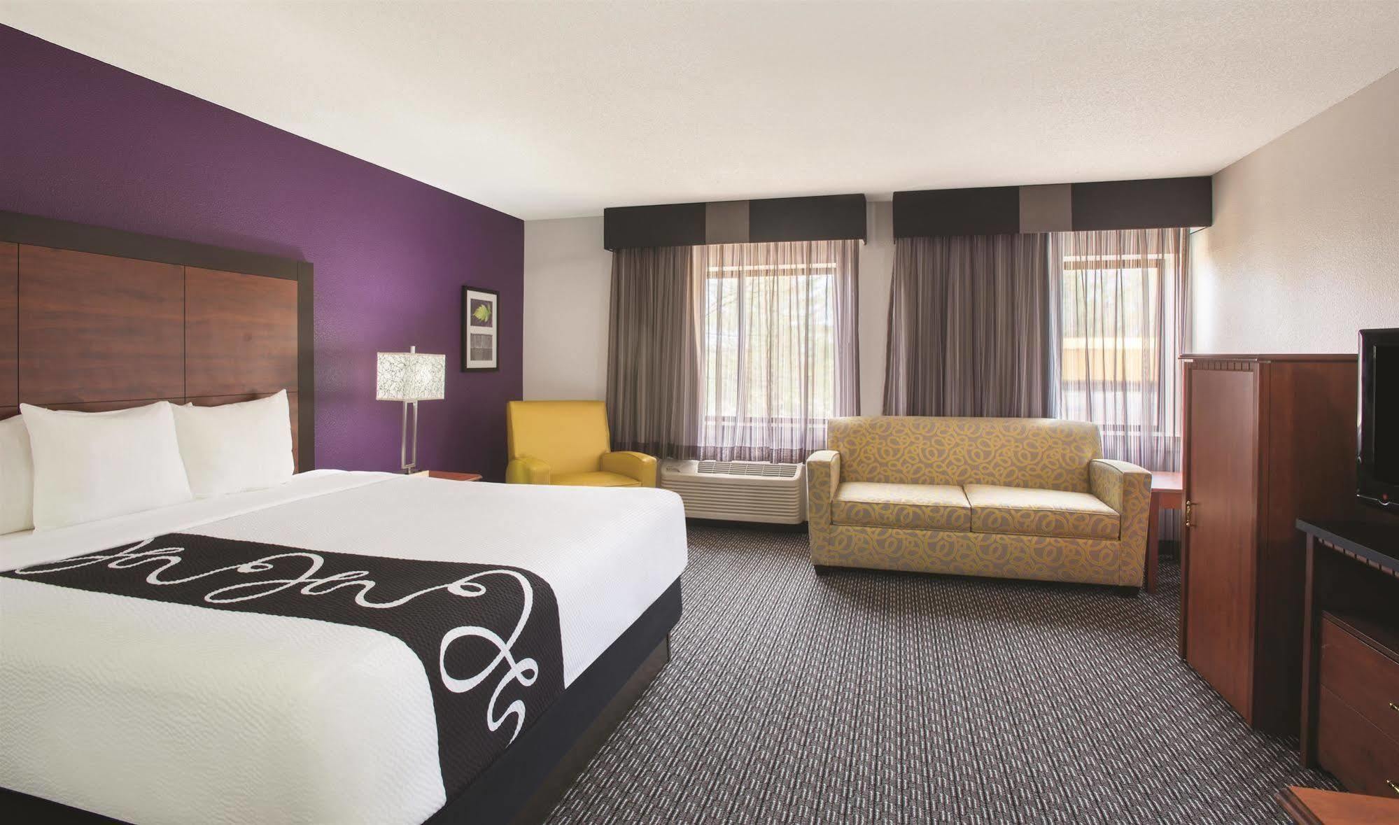 La Quinta By Wyndham Hartford Bradley Airport Hotel Windsor Locks Exterior foto