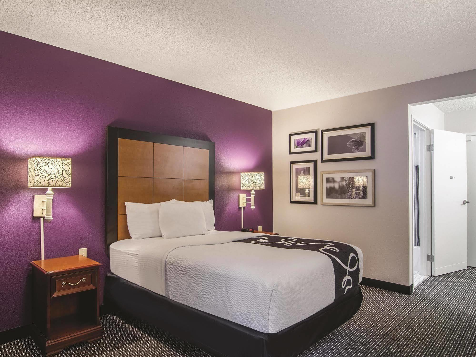 La Quinta By Wyndham Hartford Bradley Airport Hotel Windsor Locks Exterior foto