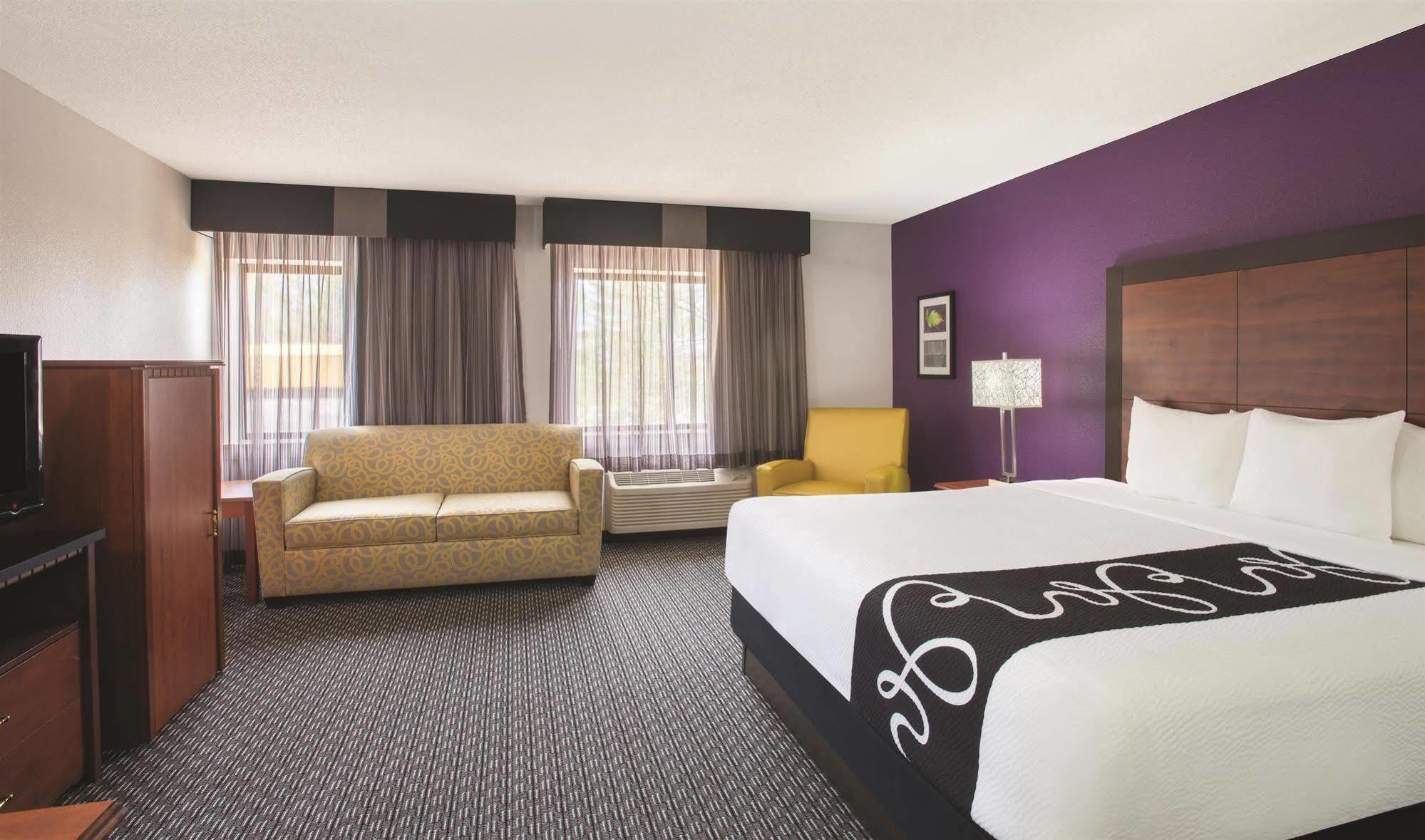 La Quinta By Wyndham Hartford Bradley Airport Hotel Windsor Locks Exterior foto